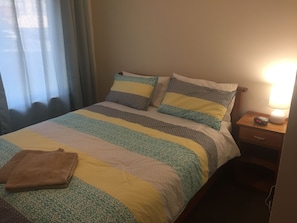 3 bedrooms, iron/ironing board, free WiFi, bed sheets