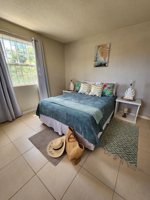 2 bedrooms, desk, iron/ironing board, travel crib