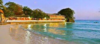 Condo Suites Near Dover Beach and Nightlife in St. Lawrence Gap