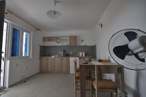 Fridge, stovetop, cookware/dishes/utensils - Villa W/ Incredible Sunset and Sea View (Utjeha)