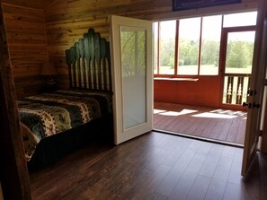 2 bedrooms, bed sheets