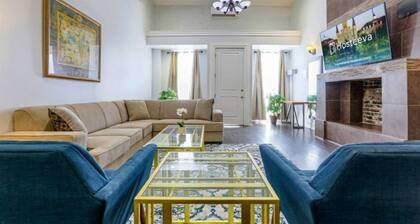 Hosteevan ylellinen huoneisto keskustassa