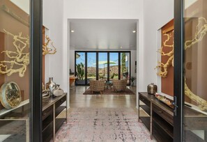 Interior - Wine Country Pinot Hills Estate On 8 acres (Temecula)