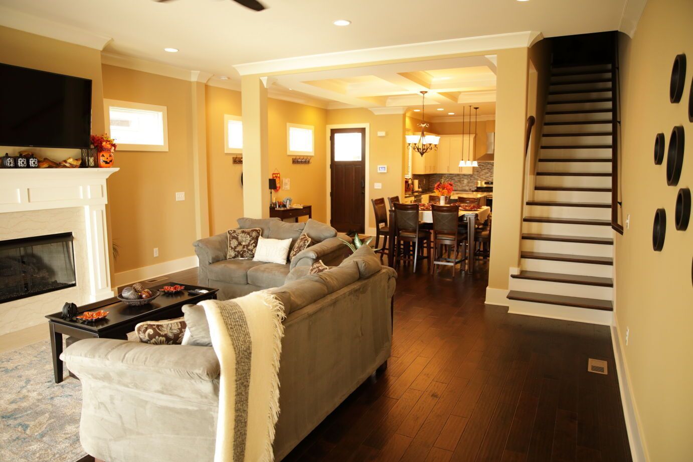 Smart TV, fireplace, printers