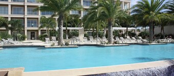 Le Vent - SEABREEZE - Condominiums luxueux côté plage à Eagle Beach