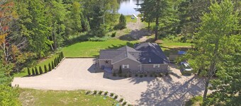 The Grey Stone House Traverse City, Interlochen, Sleeping Bear Dunes