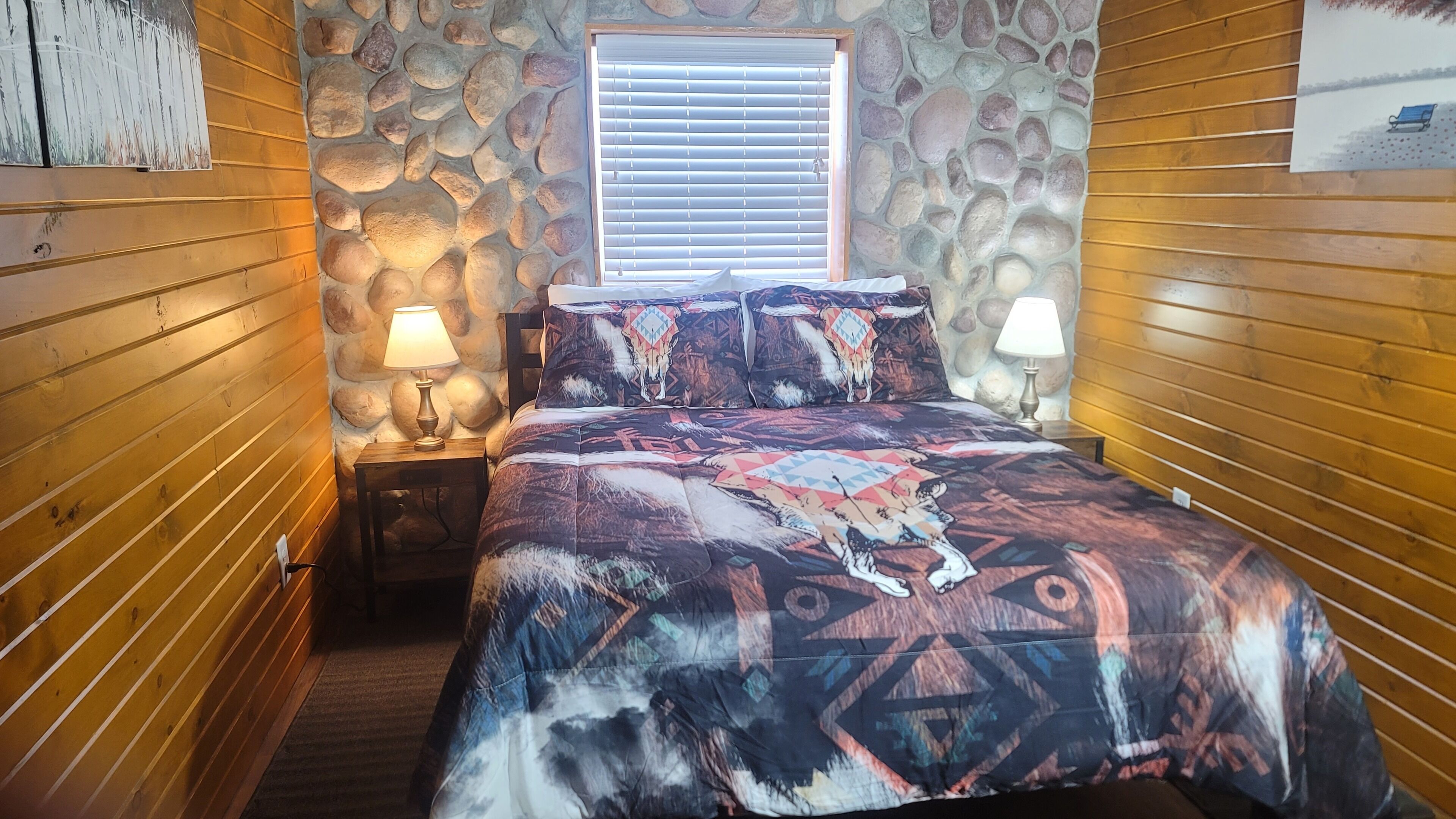 2 dormitorios, escritorio, tabla de planchar con plancha y wifi gratis