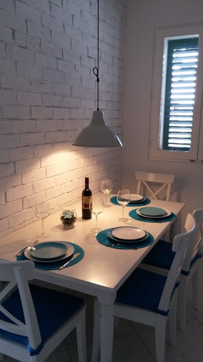 Dining - Villa Allegra in Lovran, Comfort Apartment 104, Balcony-Sea view (Lovran)