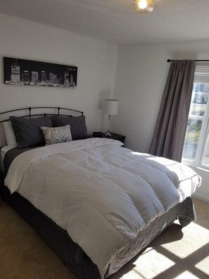 2 bedrooms, iron/ironing board, WiFi, bed sheets - Quiet/Luxury Townhouse on Golf Course! (Nashville)