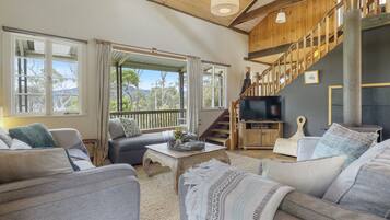 TV, fireplace, DVD player, table tennis