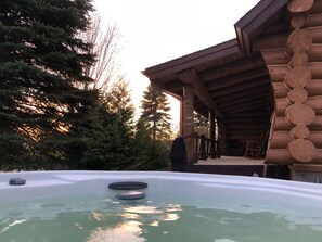 Bain à remous extérieur
