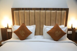 Executive King Room  | 1 kamar tidur, meja kerja, dan setrika/meja setrika