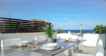 Atzur Plus 177 modern villa with private pool, air-conditioning, gym and BBQ