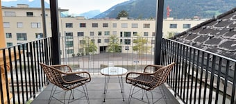 Stylish apartment. Air-conditioning. 3 mins walk from Interlaken West station.