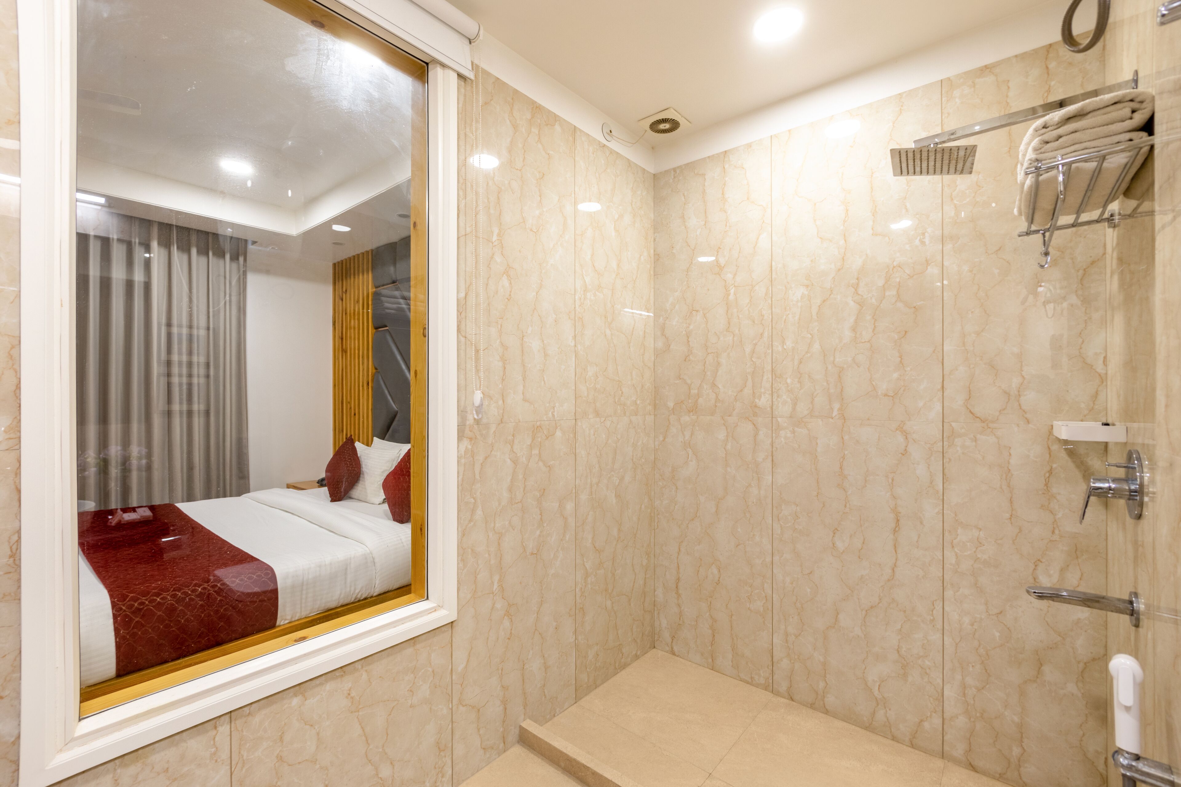 Photo - RR Residency