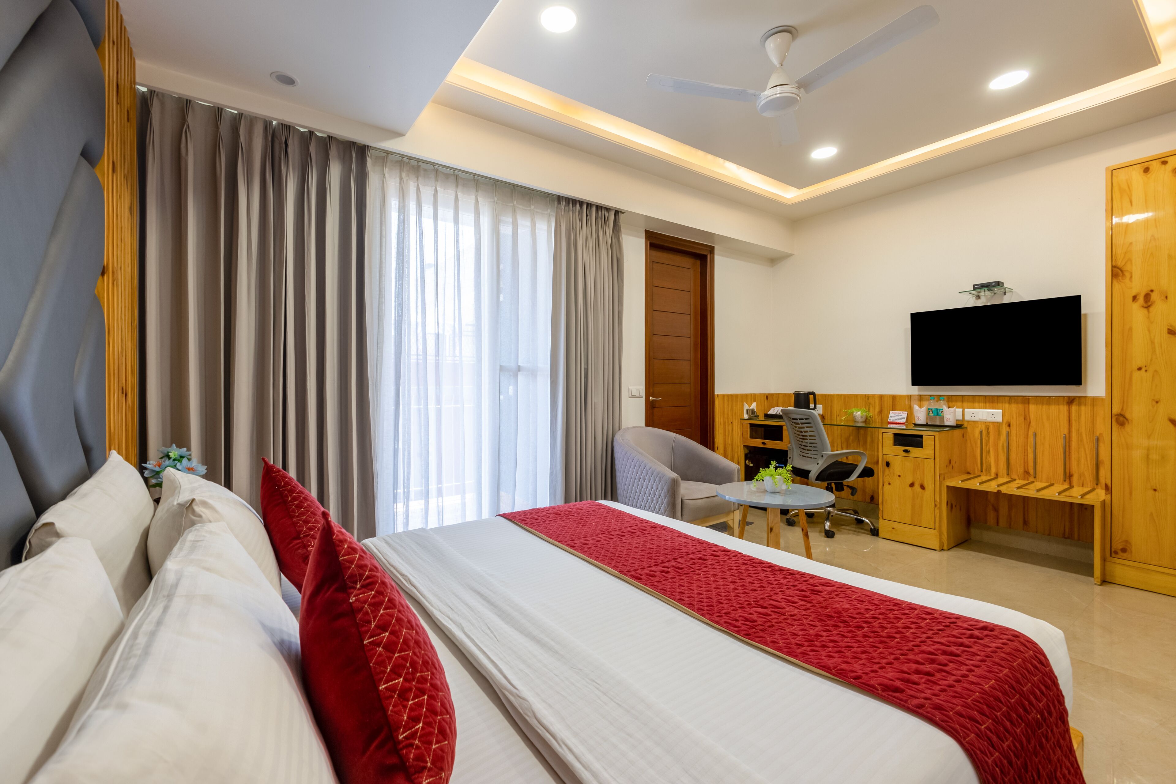 Photo - RR Residency