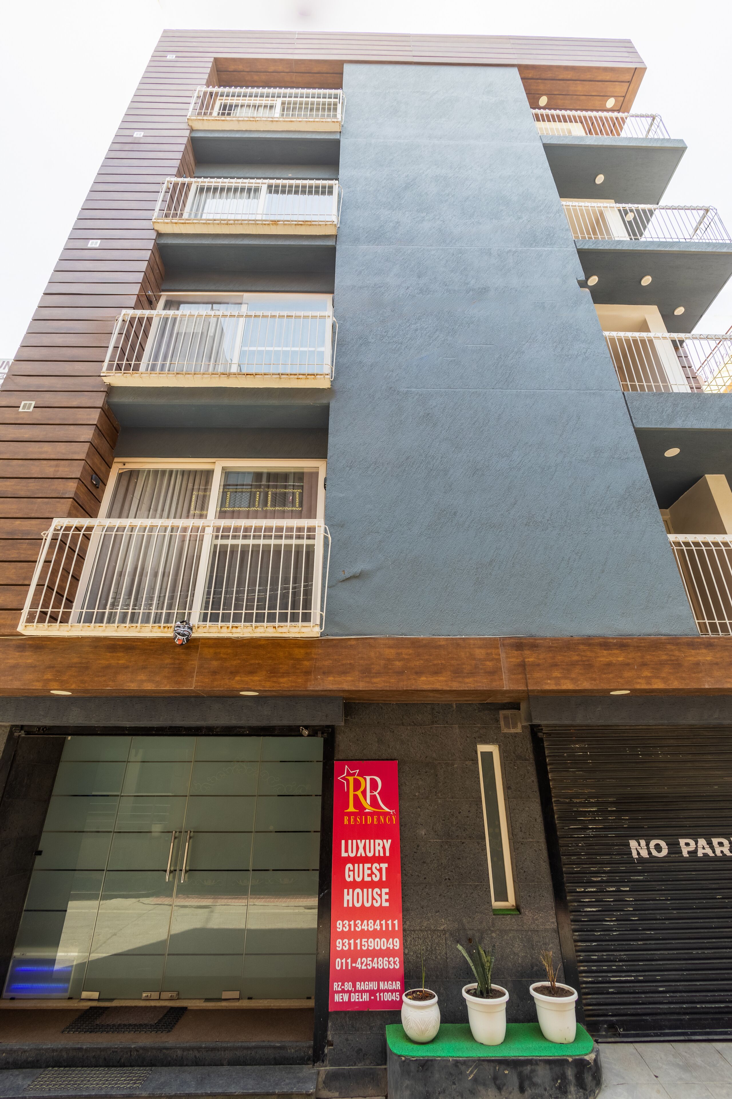 Photo - RR Residency