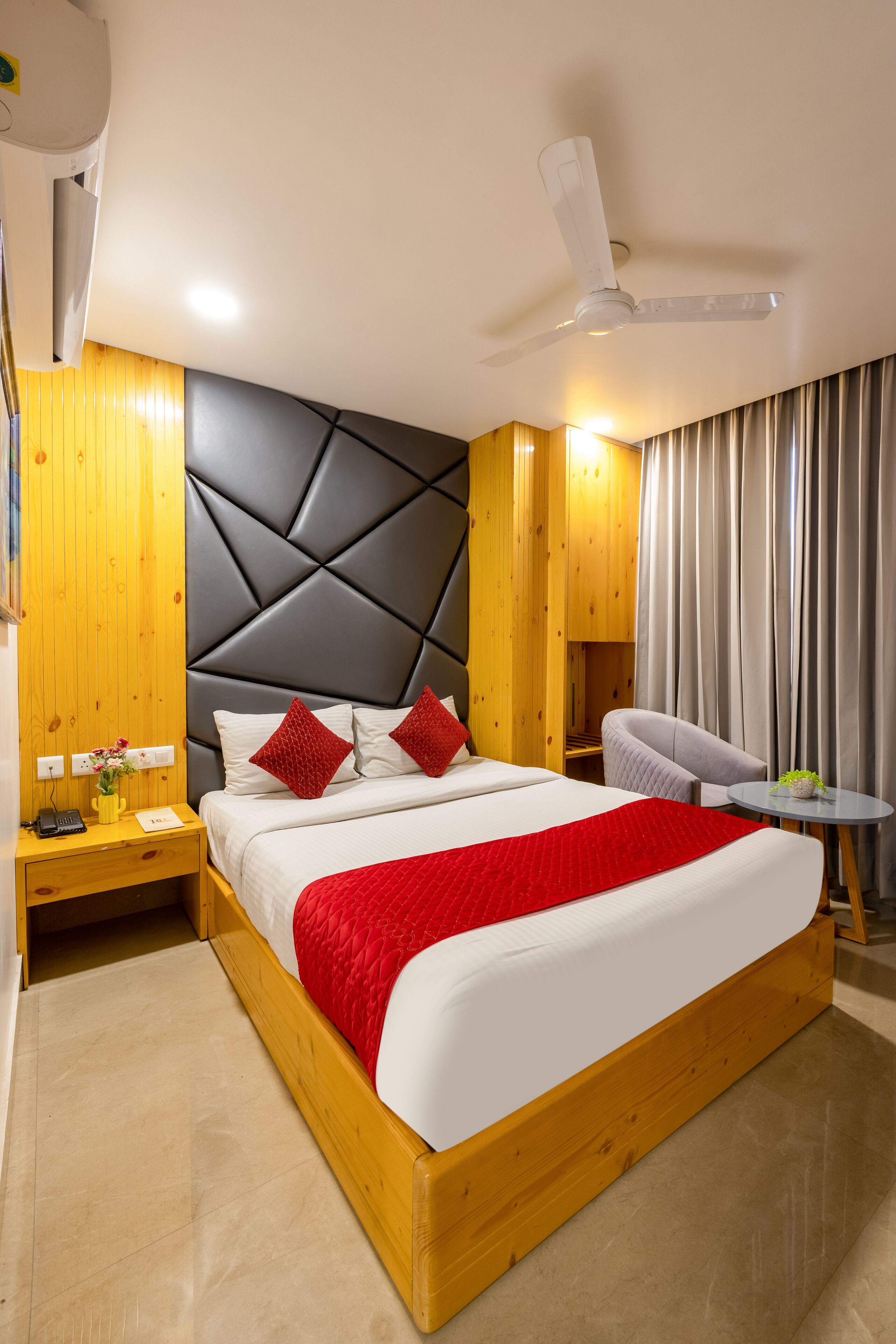 Photo - RR Residency