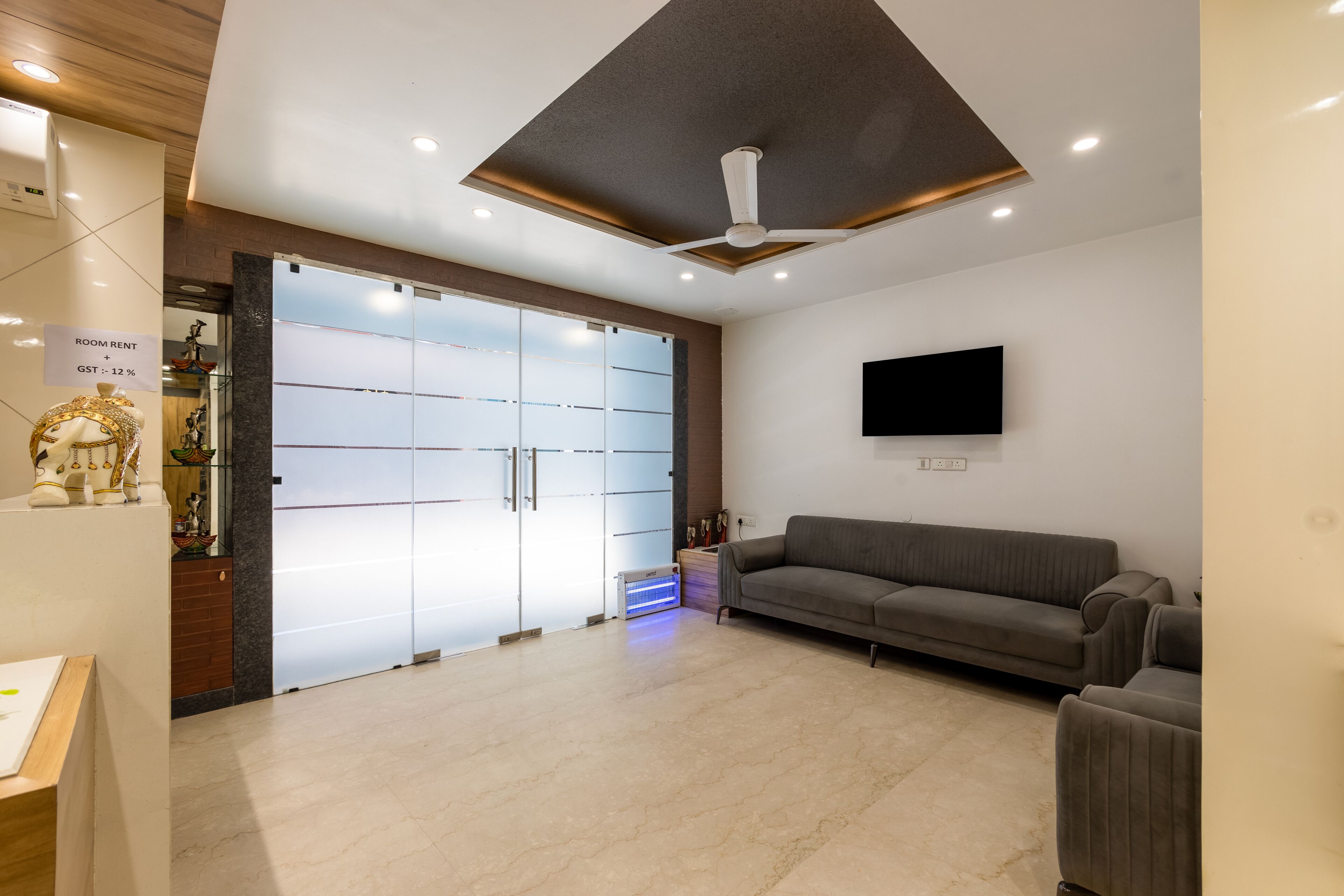 Photo - RR Residency