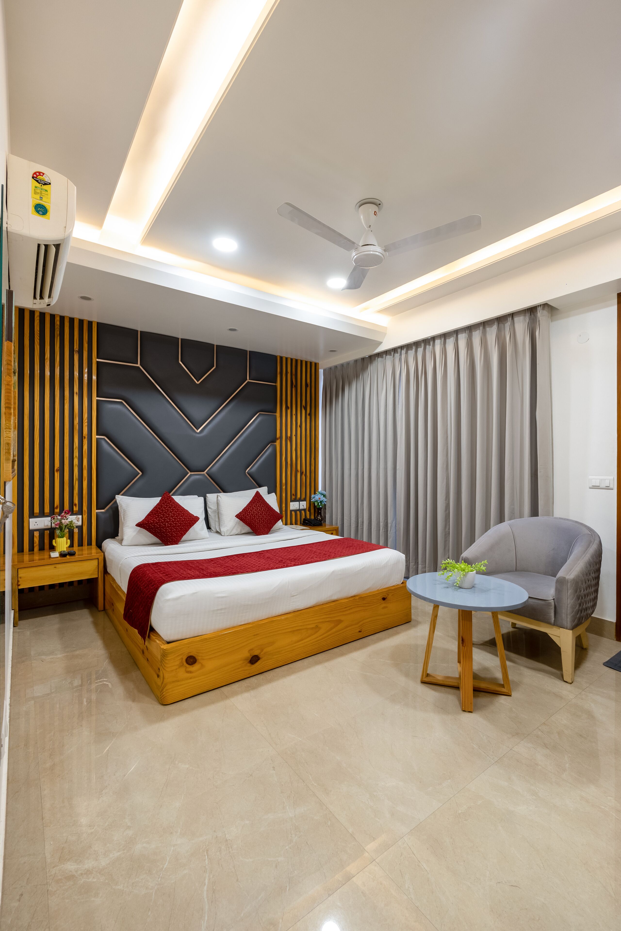 Photo - RR Residency