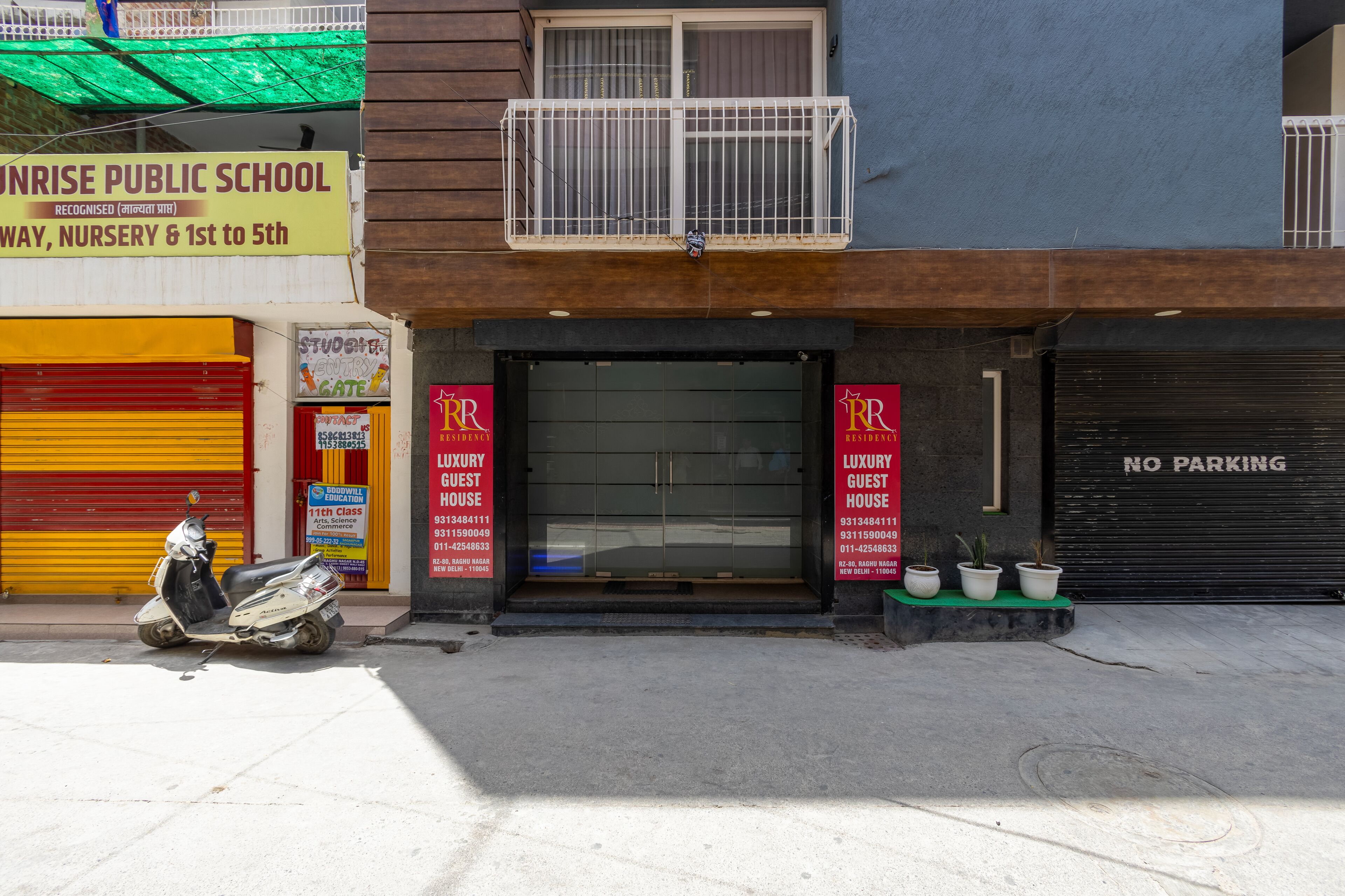 Photo - RR Residency