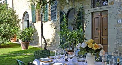 Villa in Cortona with 6 bedrooms sleeps 12