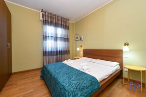 1 Schlafzimmer, Bügeleisen/Bügelbrett, kostenloses WLAN, Bettwäsche