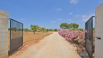 Enceinte de lâhĂ©bergement
