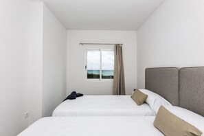 4 Schlafzimmer, Bügeleisen/Bügelbrett, kostenloses WLAN, Bettwäsche