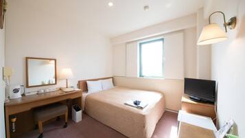 Blackout drapes, iron/ironing board, free WiFi, bed sheets