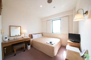 Rideaux occultants, fer et planche à repasser, Wi-Fi gratuit