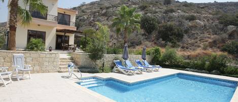 Piscine extérieure