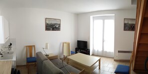 TV, DVD player, stereo