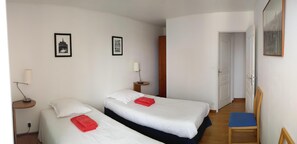 2 chambres, fer et planche à repasser, Wi-Fi gratuit, draps fournis