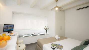 Internet, bed sheets