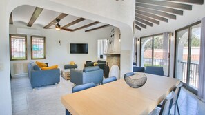 Interior - Villa with pool and garden Don Quijote AM 4 Pers Denia (Denia)