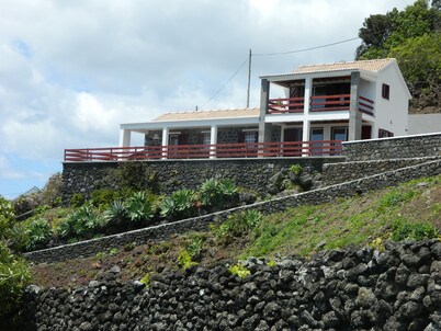 Cagarra Nest Winery