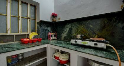 Anjana's Homestay-4 Bedroom Villa + 4 Private Bathrooms with Breakfast