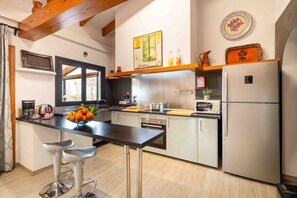 Frigorífic, microones, forn i rentaplats