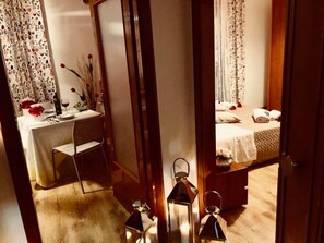 1 habitación, escritorio y sistema de insonorización 