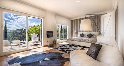 Beautiful sunny villa with pool and sea views Marbella (ELVIRIA)