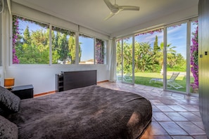 5 bedrooms, iron/ironing board, travel crib, free WiFi
