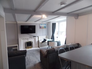 TV connectée, cheminée