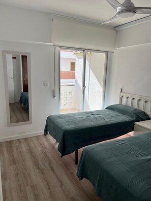 2 bedrooms, free WiFi, bed sheets