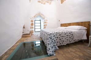 2 bedrooms, travel crib, free WiFi, bed sheets - Prestige Pool Trullo - Torre Suda (Torre suda)
