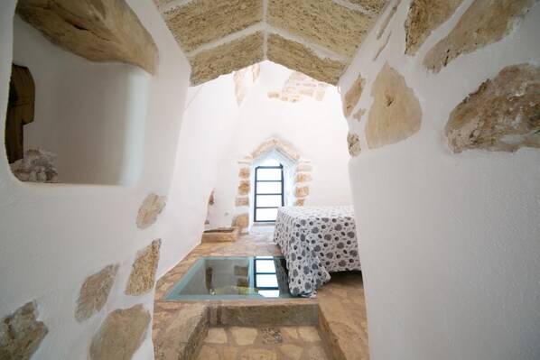 2 bedrooms, travel cot, free WiFi, bed sheets - Prestige Pool Trullo - Torre Suda (Torre suda)