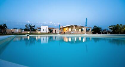 Prestige Pool Trullo - Torre Suda