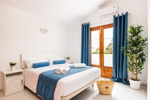 2 slaapkamers, een strijkplank/strijkijzer, gratis wifi, beddengoed