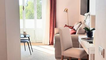 Smart TV, Netflix, streaming services