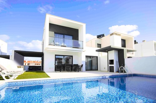Deluxe Villa - Villa de Férias com Piscina Privada By SCH